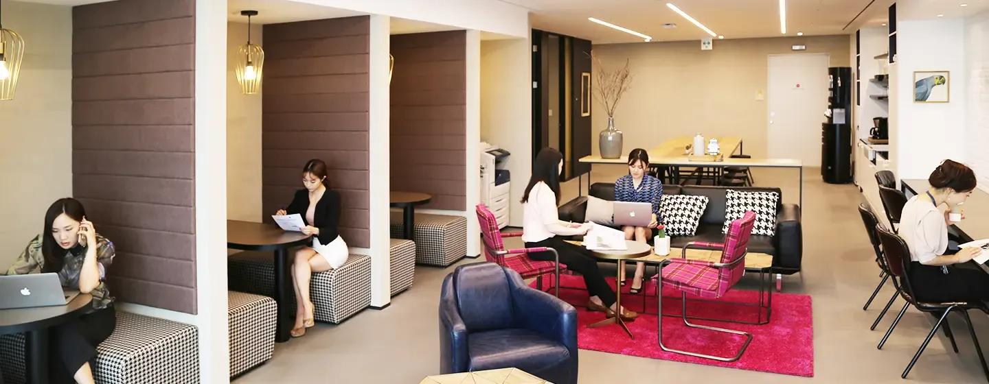 The Executive Centre @ Glass Tower