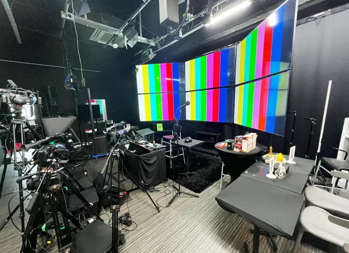 uOk iOk KaraWeOK Studio @ Ang Mo Kio