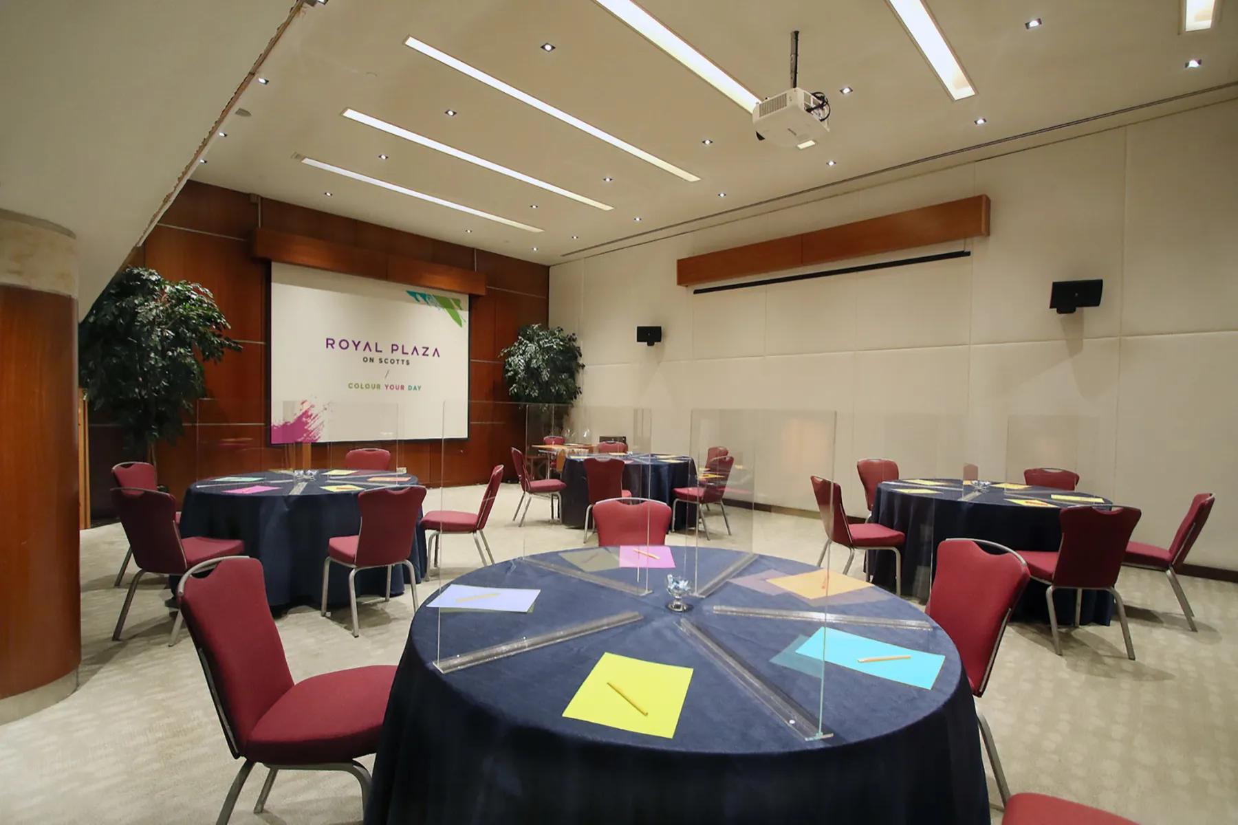 Royal Plaza on Scotts @ Orchard