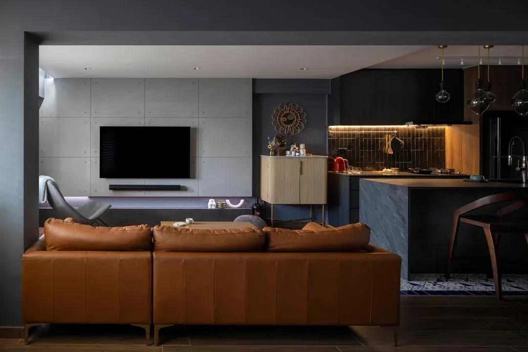 Filmplace @ Modern Industrial 4BR Apartment