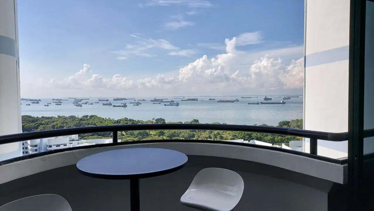 Filmplace @ Beautiful Sea Facing Apt for Lease!